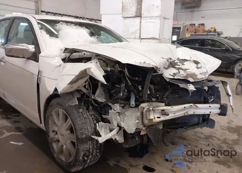 2011 Lincoln Mkz z USA, uszkodzony, nr VIN 3LNHL2JC5BR762902